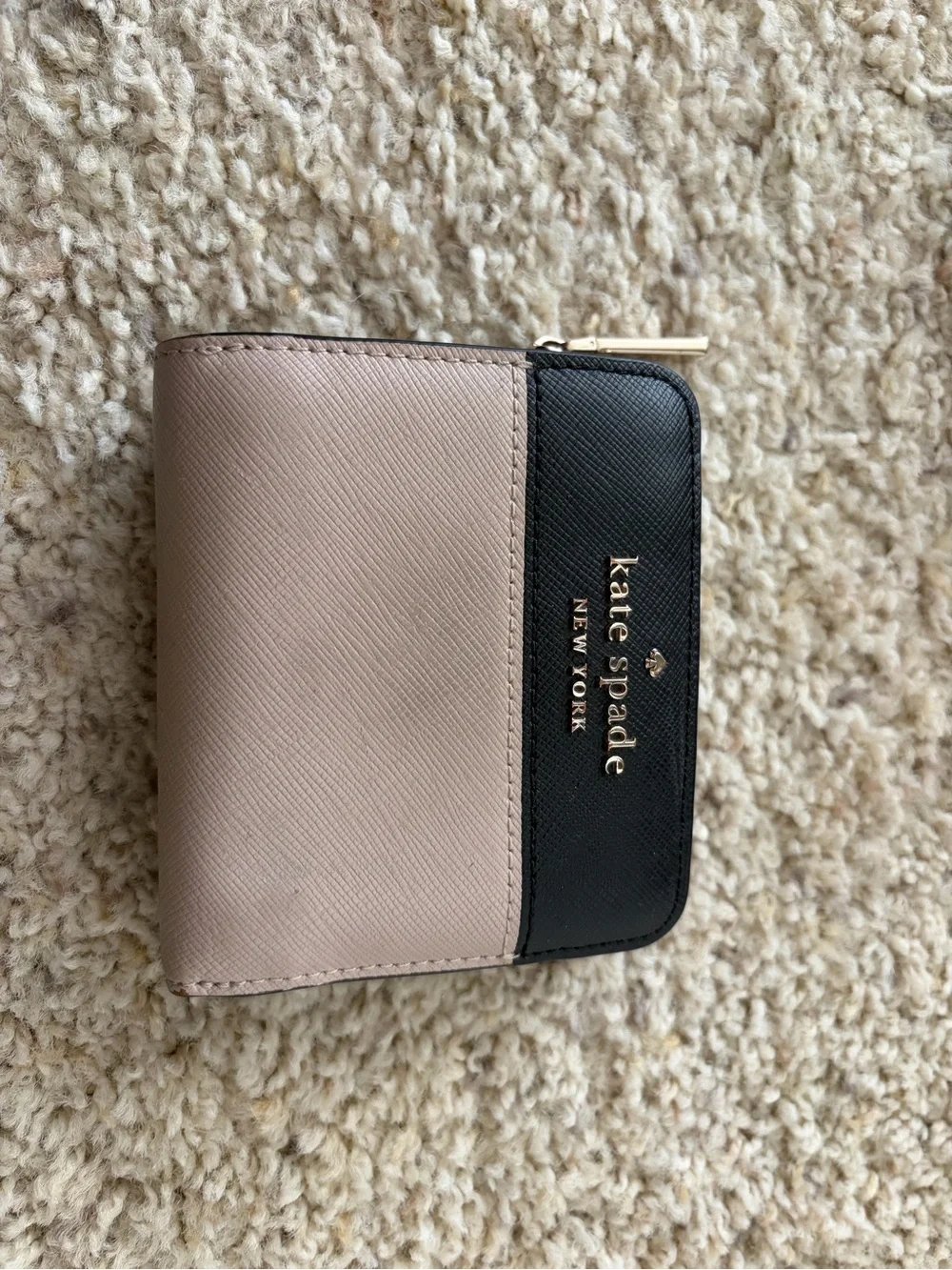 kate spade Black & Blush Bifold Card Wallet with Zip